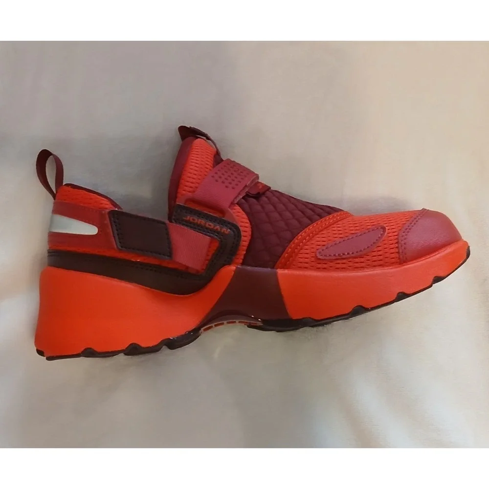 Nike Air Jordan Trunner LX Chile Red HQ2164-601 Women New